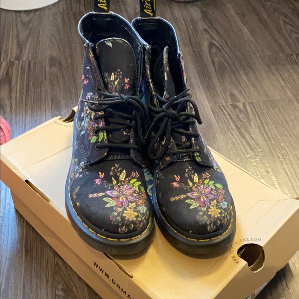 COPY - doc martens